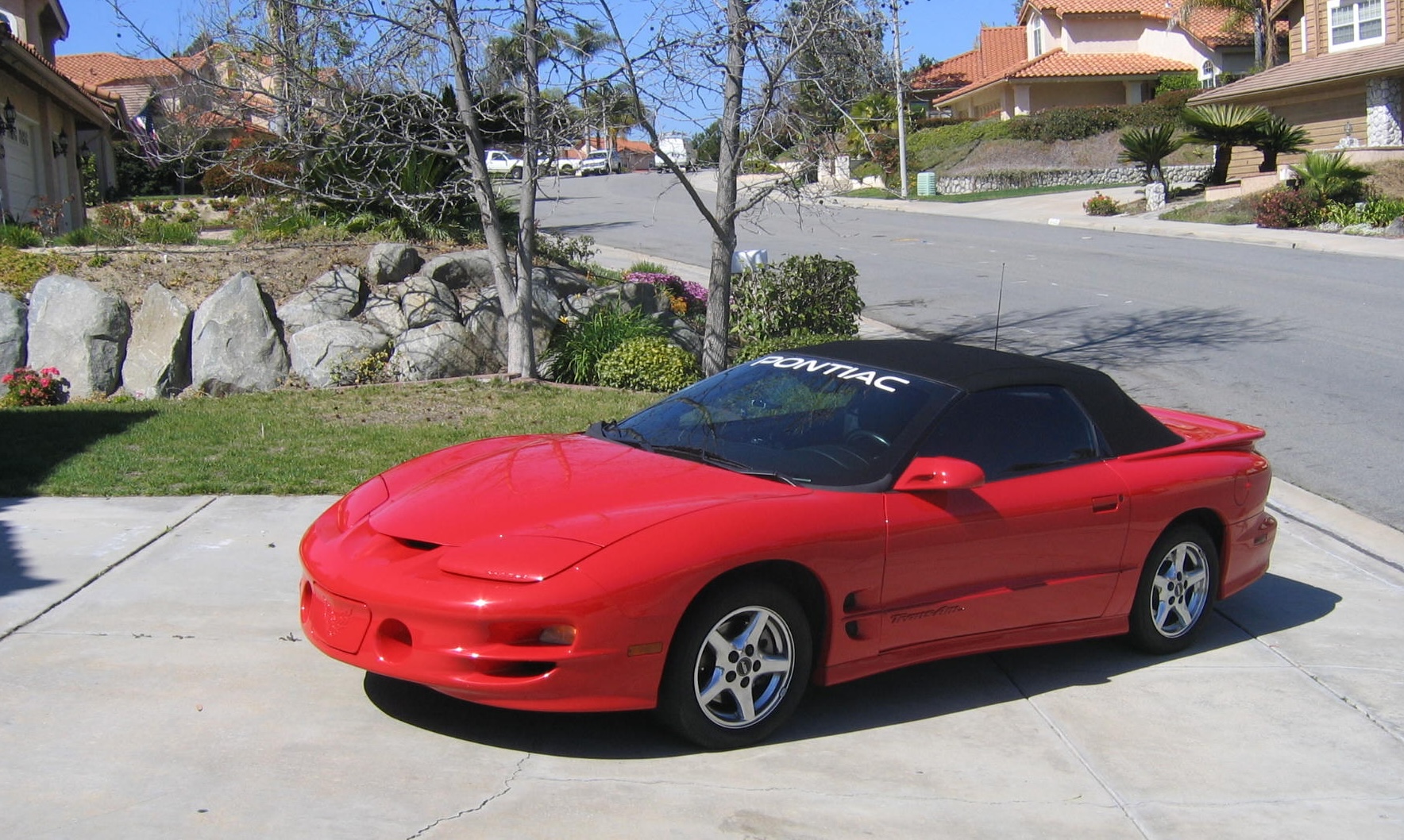 Pontiac Firebird Trans Am with dashcam and rear camera installed